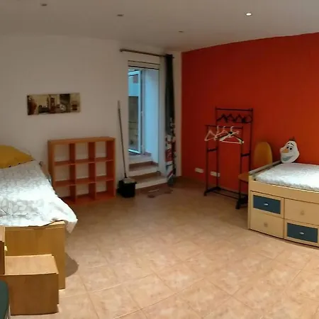 Preciosa Casa De 2 Pisos A 50 Metros De La Playa Semesterbostad