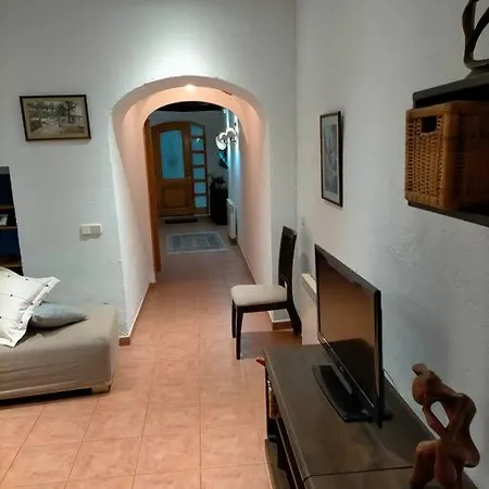 Preciosa Casa De 2 Pisos A 50 Metros De La Playa Nyaraló *